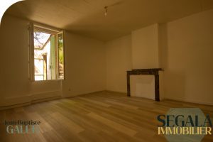 Maison à vendre à Blaye Les Mines - Chambre - Jean-Baptiste Galud - Conseiller Immobilier Indépendant CARMAUX ALBI PAMPELONNE